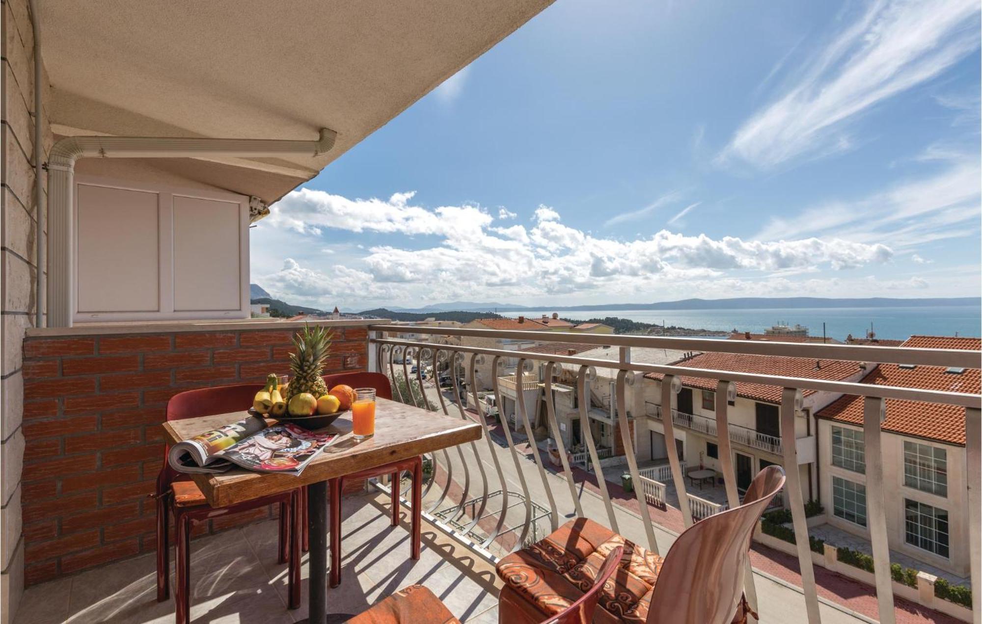Nice Apartment In Makarska With House Sea View Exterior foto